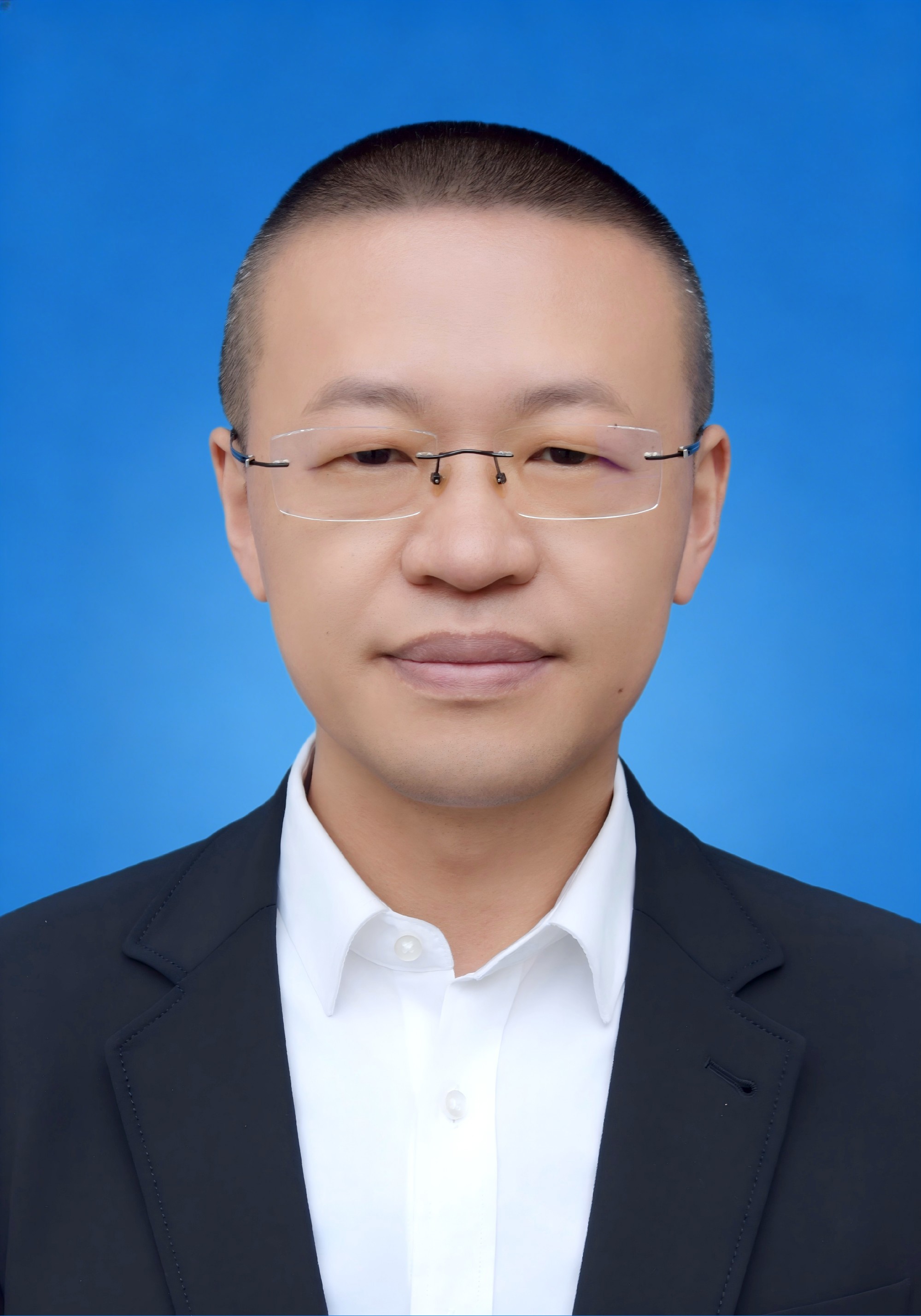 尹昭
